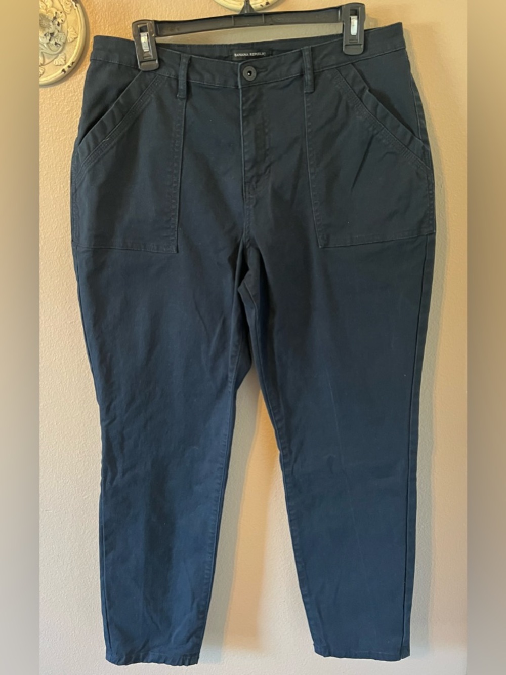 Banana Republic Women’s Black Casual Chino Pants